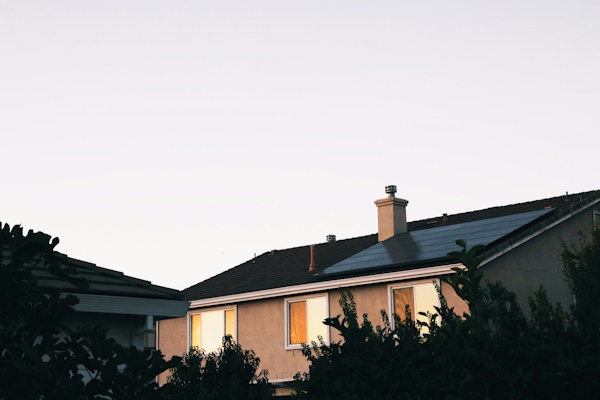 How to Deal with Movable Property Linked to the Sale of Immovable Property